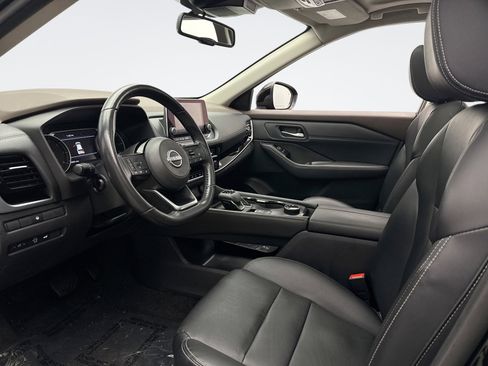 Used 2023 Nissan Rogue SL image 10