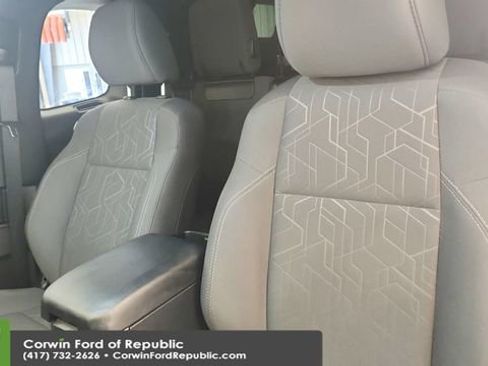 Used 2016 Toyota Tacoma TRD Off-Road w/ Towing Package image 10