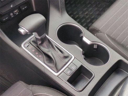 Used 2019 Kia Sportage LX w/ LX Popular Package image 16