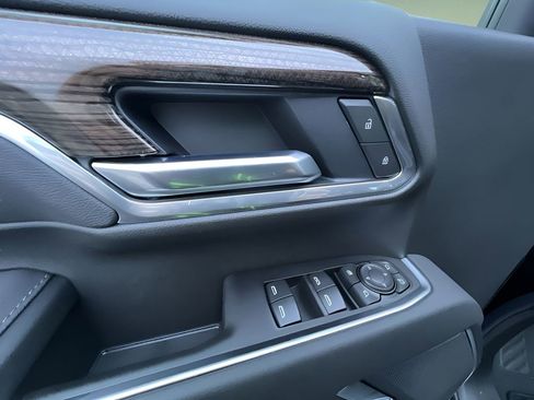 New 2026 Chevrolet Silverado 3500 LT image 23