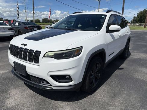 Used 2021 Jeep Cherokee Latitude Plus AWD/4WD image 1
