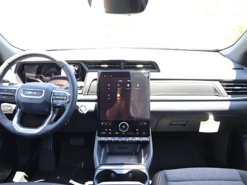 New 2026 GMC Terrain Elevation w/ Technology Package II FWD image 24