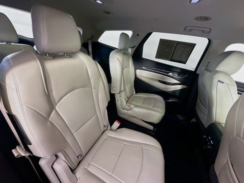 Used 2018 Buick Enclave Essence FWD image 26