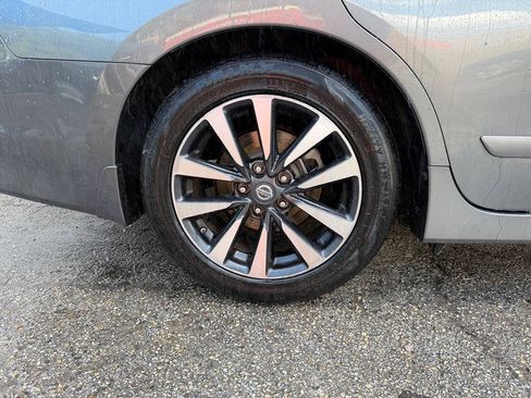 Used 2016 Nissan Altima 2.5 SV w/ Convenience Package FWD image 34