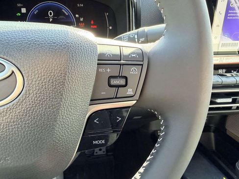 New 2026 Toyota Camry SE image 7