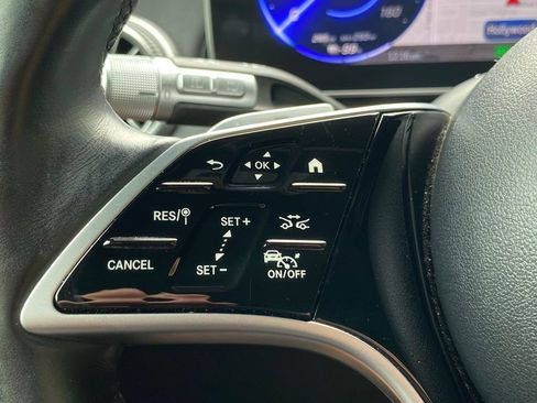 Used 2023 Mercedes-Benz EQS 450+ SUV image 39