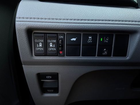 Used 2019 Honda Odyssey EX-L image 28