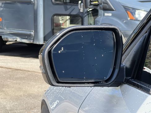 New 2026 Ford Explorer Platinum w/ LUX Leather Package image 30