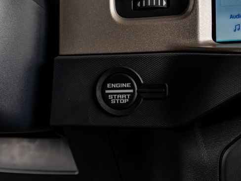 Used 2023 Ford Bronco Raptor image 23