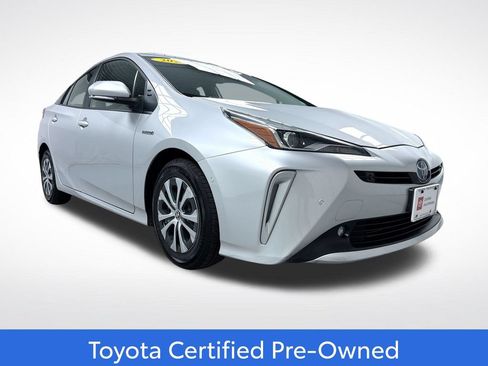 Certified 2021 Toyota Prius LE AWD/4WD image 1
