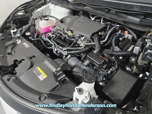 Used 2023 Toyota Sienna LE FWD image 23