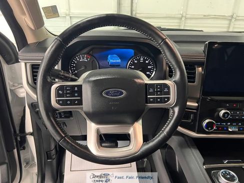 Used 2024 Ford Expedition XLT AWD/4WD image 41