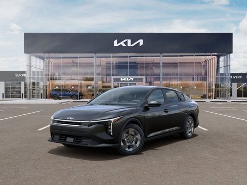 New 2026 Kia K4 FWD image 1