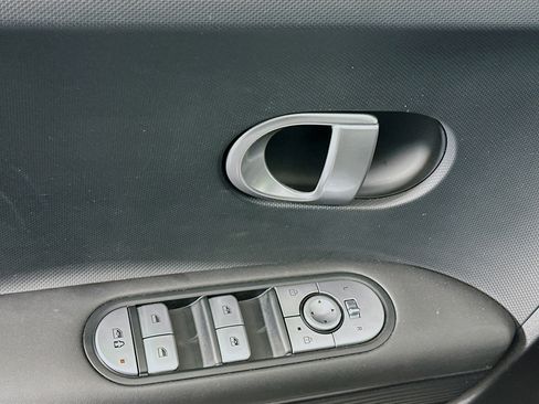 Used 2024 Hyundai Ioniq 5 SEL image 15