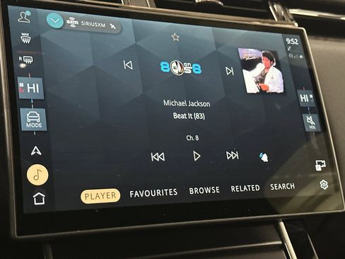 Used 2026 Land Rover Range Rover Velar Dynamic SE image 19