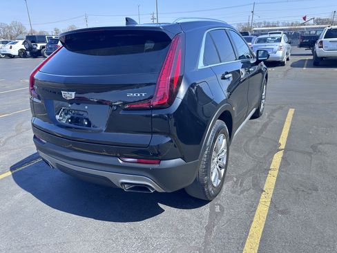 Used 2019 Cadillac XT4 Premium Luxury image 10