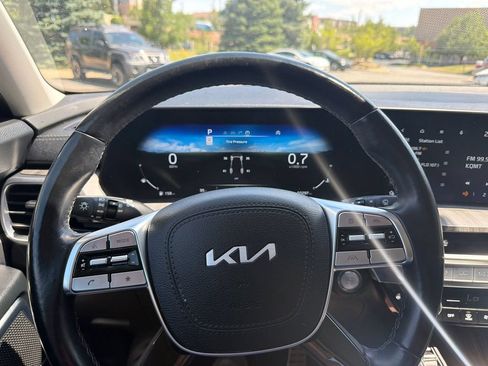 Used 2024 Kia Telluride SX w/ Towing Package AWD/4WD image 23