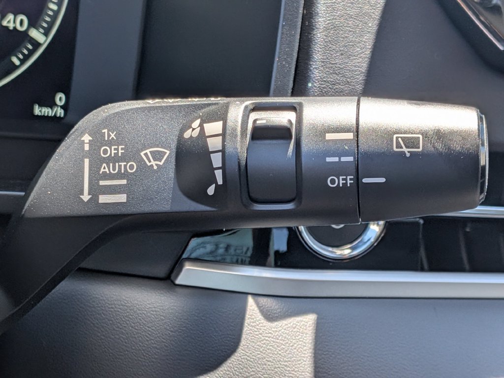 Used 2026 Nissan Rogue SL w/ Family Package AWD/4WD image 17