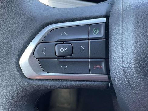 Used 2025 Jeep Compass Limited AWD/4WD image 21