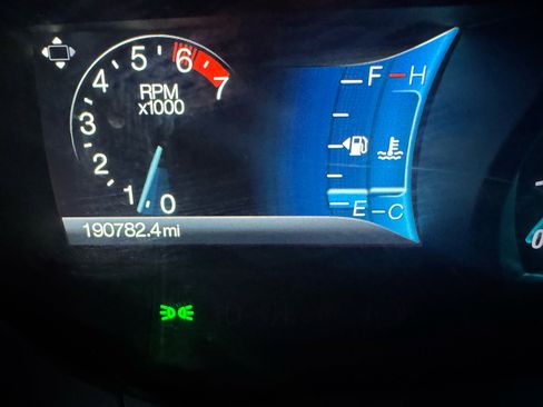 Used 2017 Ford Expedition EL Limited image 21