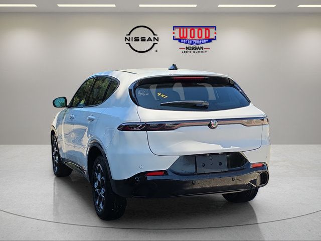 Used 2025 Alfa Romeo Tonale AWD/4WD image 4