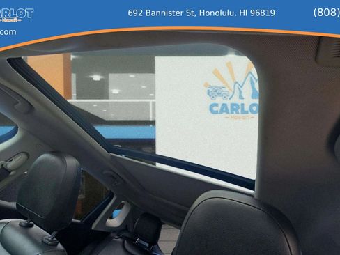 Used 2018 Jeep Compass Latitude w/ Popular Equipment Group FWD image 11