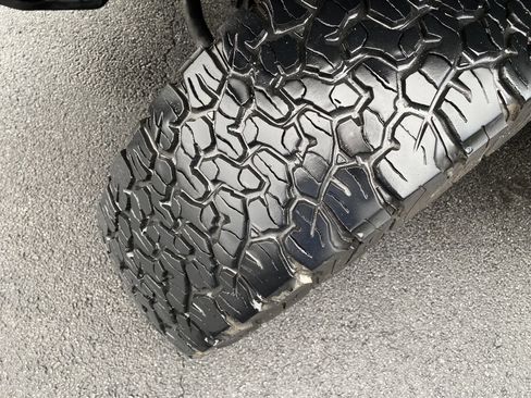 Used 2024 Jeep Wrangler Unlimited Rubicon 4xe image 12