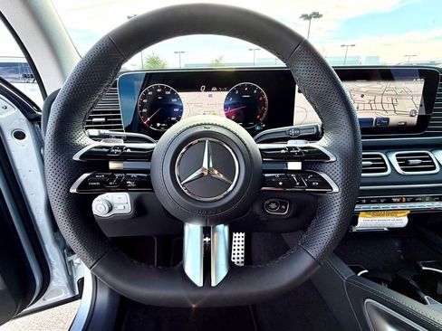 New 2026 Mercedes-Benz GLS 450 4MATIC image 22