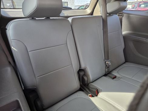 Used 2020 Chevrolet Traverse Premier AWD/4WD image 17