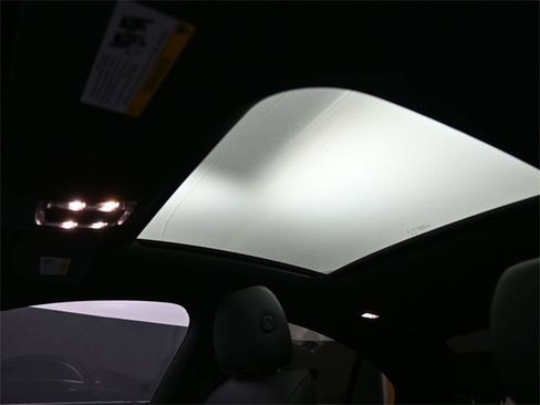 Used 2025 Mercedes-Benz CLA 250 image 12