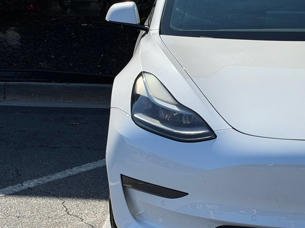 Used 2021 Tesla Model 3 Standard Range Plus RWD image 4
