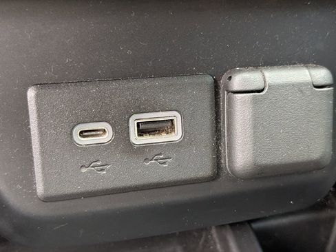 Used 2021 GMC Sierra 1500 AT4 w/ AT4 Premium Package image 21