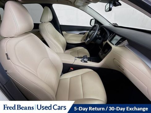 Used 2019 INFINITI QX50 Luxe w/ Navigation Package AWD/4WD image 31