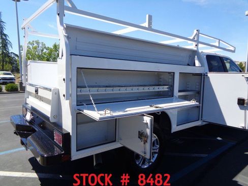 Used 2023 RAM 3500 Big Horn w/ Level 1 Equipment Group AWD/4WD image 8