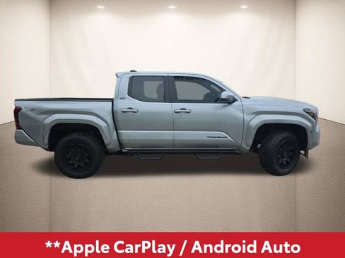 Used 2024 Toyota Tacoma TRD Sport image 3