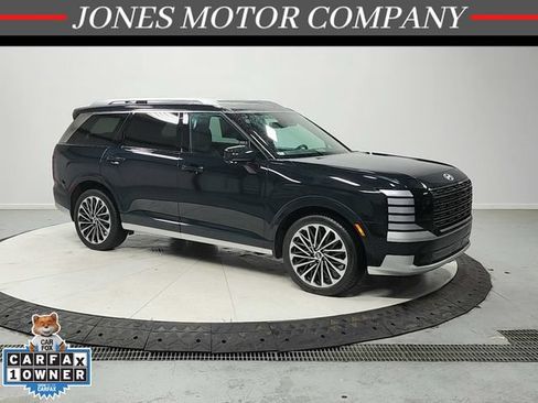 Used 2026 Hyundai Palisade Calligraphy FWD image 1