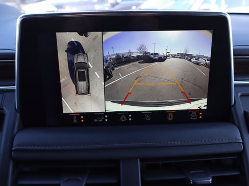 Certified 2024 Chevrolet Tahoe High Country w/ Advanced Technology Package image 30