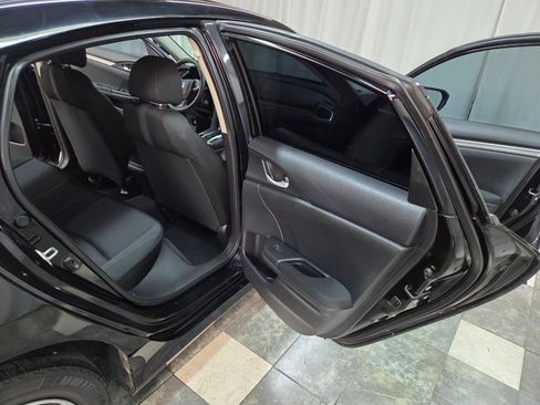 Used 2020 Honda Civic LX image 12
