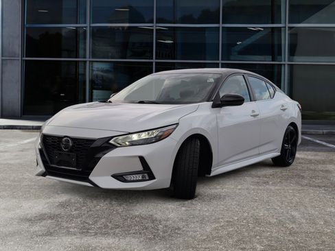 Used 2023 Nissan Sentra SR w/ Midnight Edition Package image 11