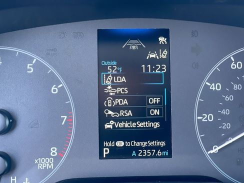 Certified 2025 Toyota Corolla LE FWD image 4