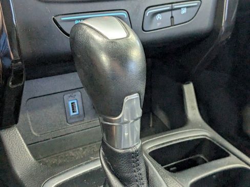 Used 2017 Ford Escape Titanium FWD image 8