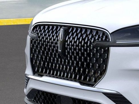 New 2026 Lincoln Aviator 2WD image 34