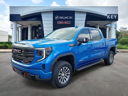 Used 2023 GMC Sierra 1500 AT4 w/ AT4 Premium Package AWD/4WD image 2
