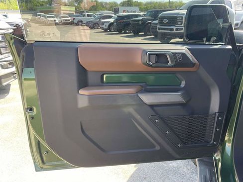 Used 2023 Ford Bronco Outer Banks image 15