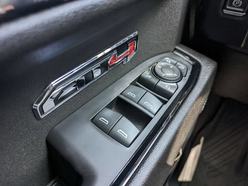 Used 2024 GMC Sierra 1500 AT4 w/ Technology Package AWD/4WD image 22