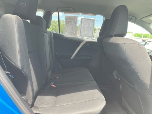 Used 2016 Toyota RAV4 LE AWD/4WD image 33