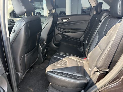 Used 2024 Ford Edge Titanium AWD/4WD image 22