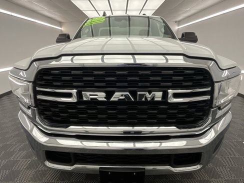 Used 2022 RAM 2500 Big Horn w/ Safety Group B image 2
