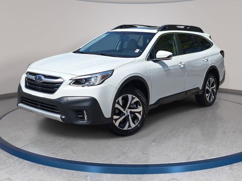 Used 2022 Subaru Outback Limited AWD/4WD image 1