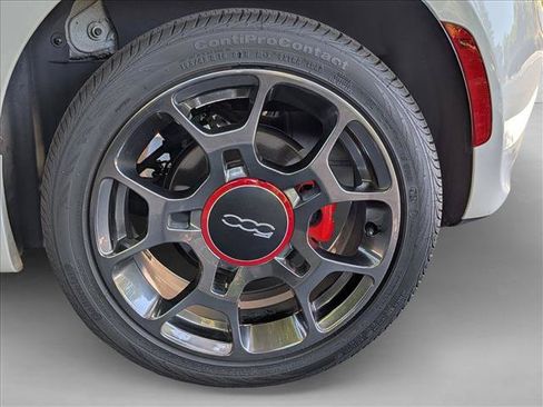 Used 2013 FIAT 500 Sport Cattiva FWD image 21